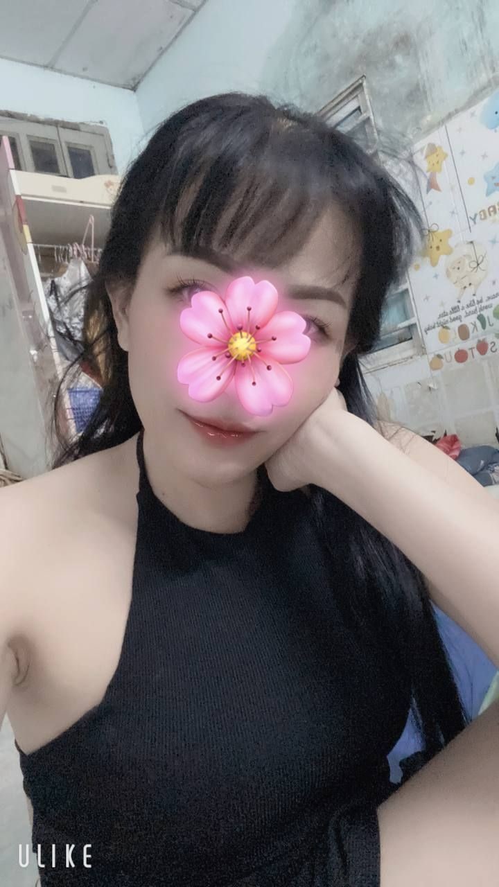 Băng Di xinh đẹp sắc sảo xứng tầm giá, Cosplay sexy : nữ sinh, ren lưới lọt khe, hầu gái