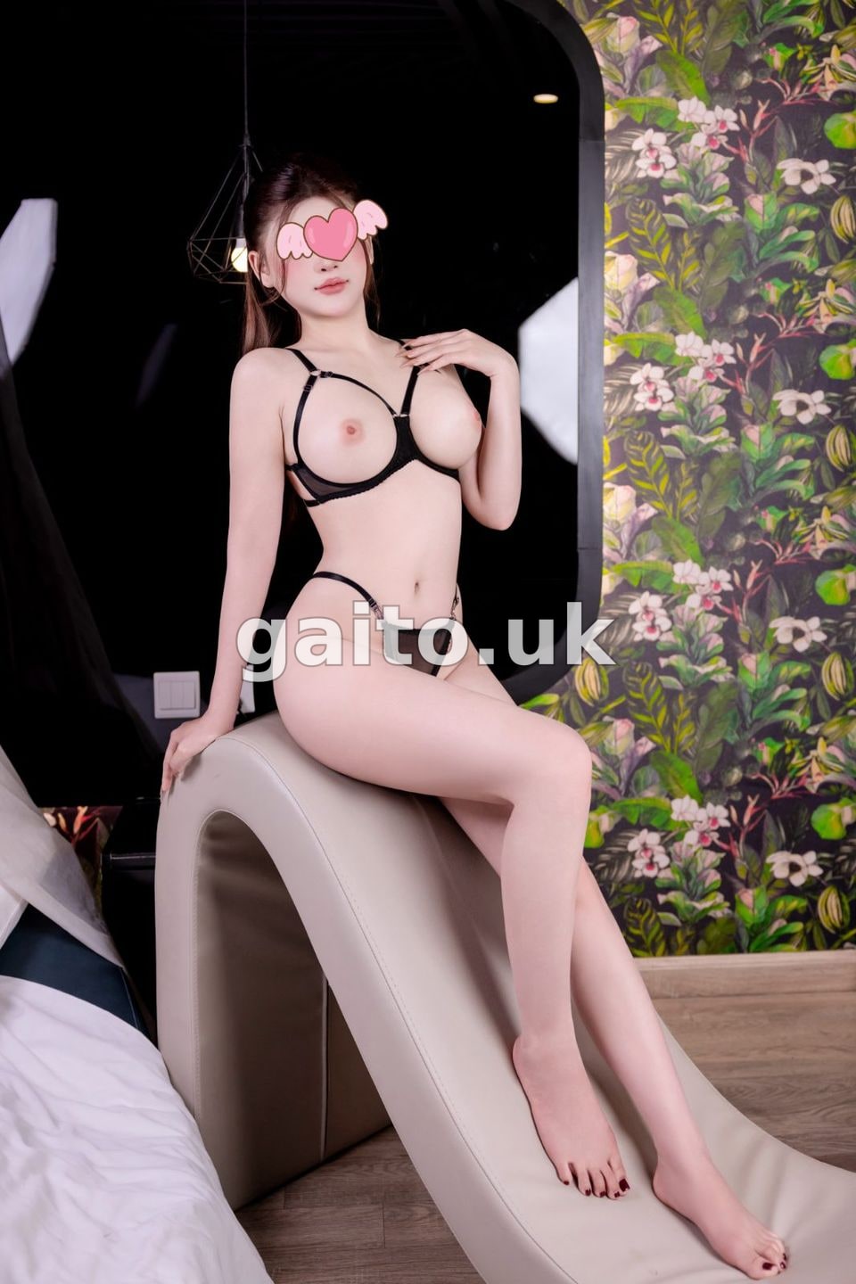 LINH BABY - CỰC ĐÁNG IU XINH XẮN - VÚ MÔNG NON TƠ