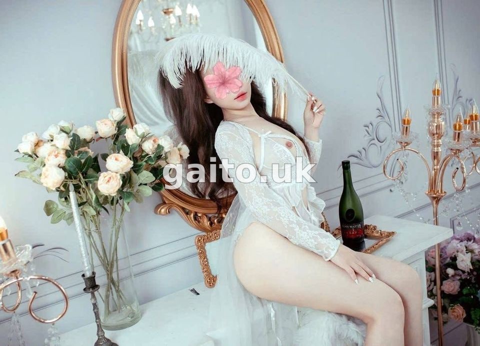 Nami - Em gái Loli Dễ Thương Mông To