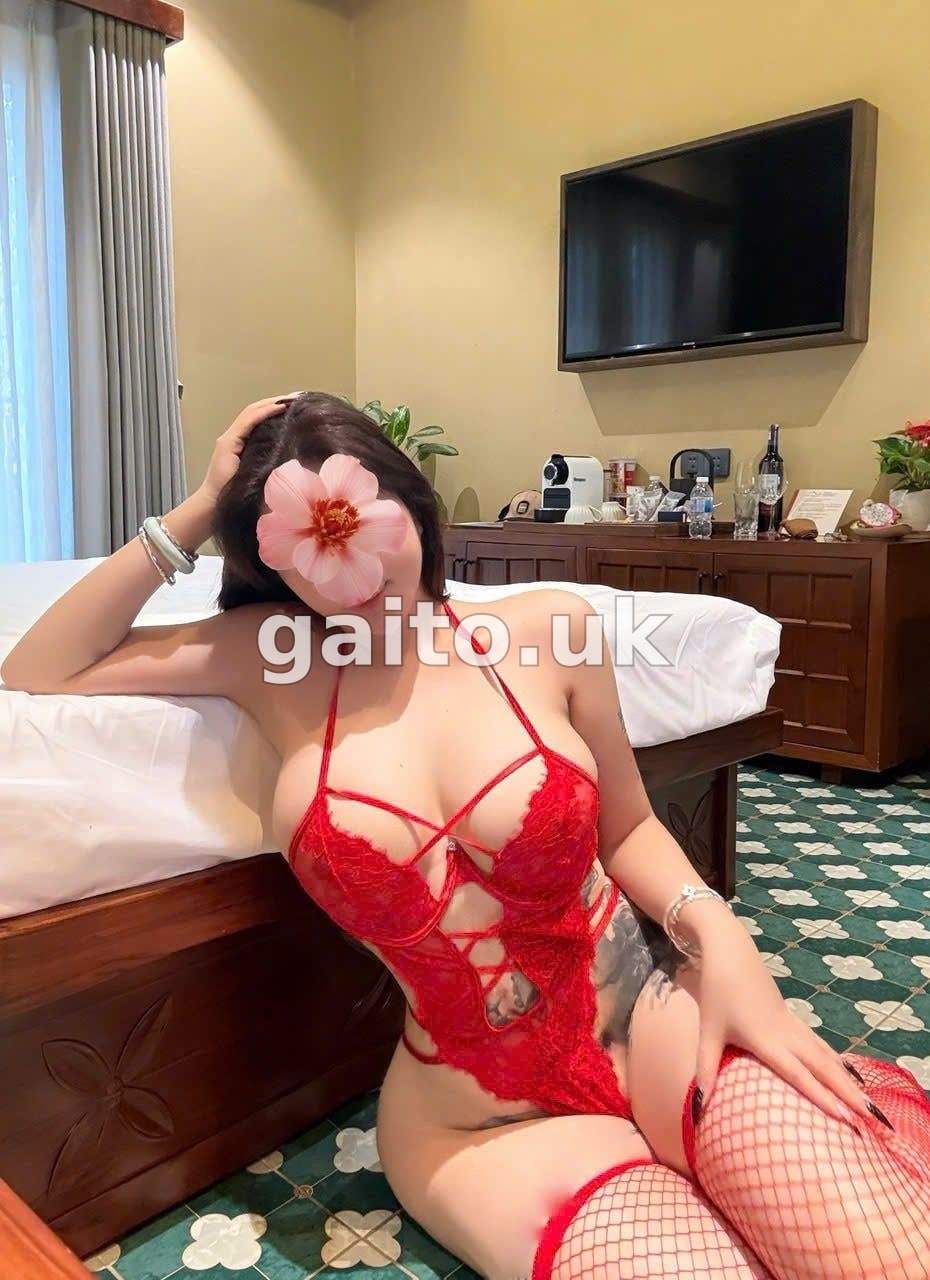 HÀ LINH - - XINH SANG GỢI TÌNH - VÚ TO BODY ĐẸP - KỸ NĂNG LÀM TÌNH CUỐN HÚT