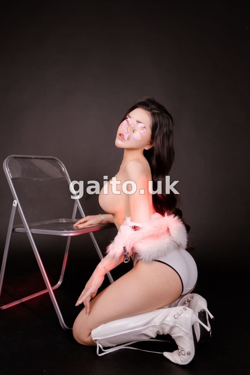 NEW HOTGIRL🔥 DIỄM MY MÔNG BỰ DOGGY BAO PHÊ🔥
