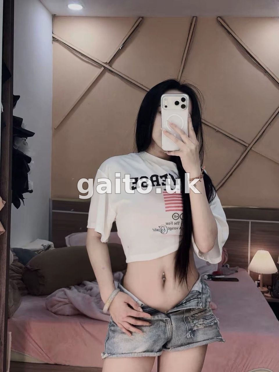 BABE QUỲNH NHI - KHUÔN MẶT ĐẸP CUỐN HÚT MỌI NGƯỜI
