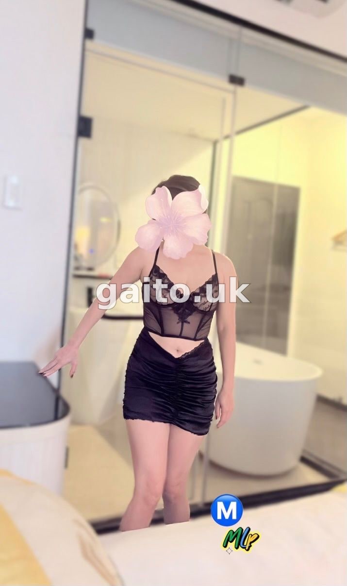 Ⓜ️ Chị [ CA SĨ PHÒNG TRÀ ] Dâm .Mặt Xinh—Dáng Đẹp