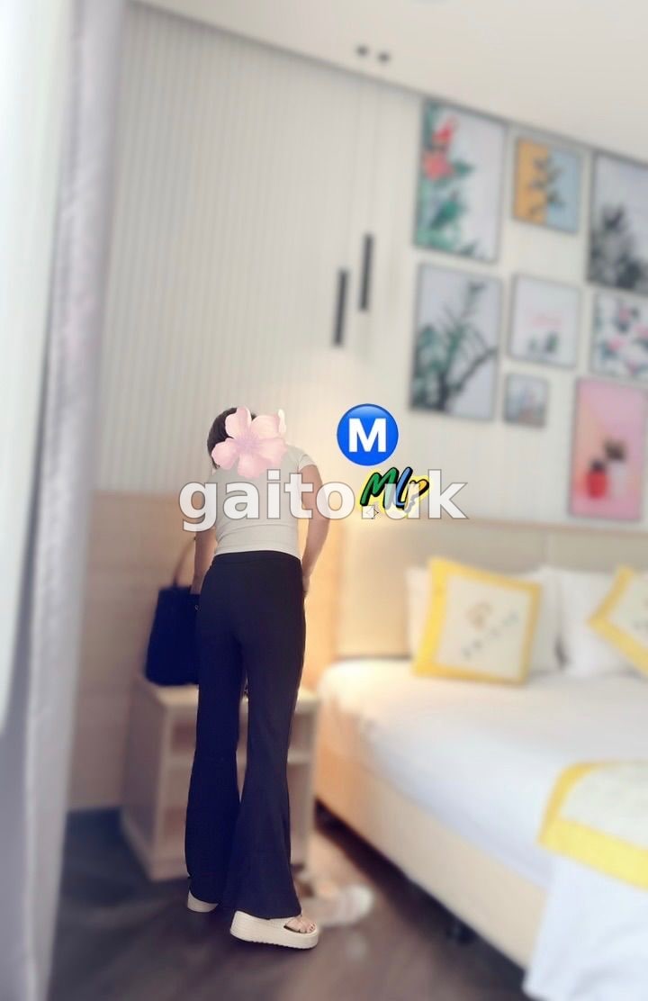 Ⓜ️ Chị [ CA SĨ PHÒNG TRÀ ] Dâm .Mặt Xinh—Dáng Đẹp