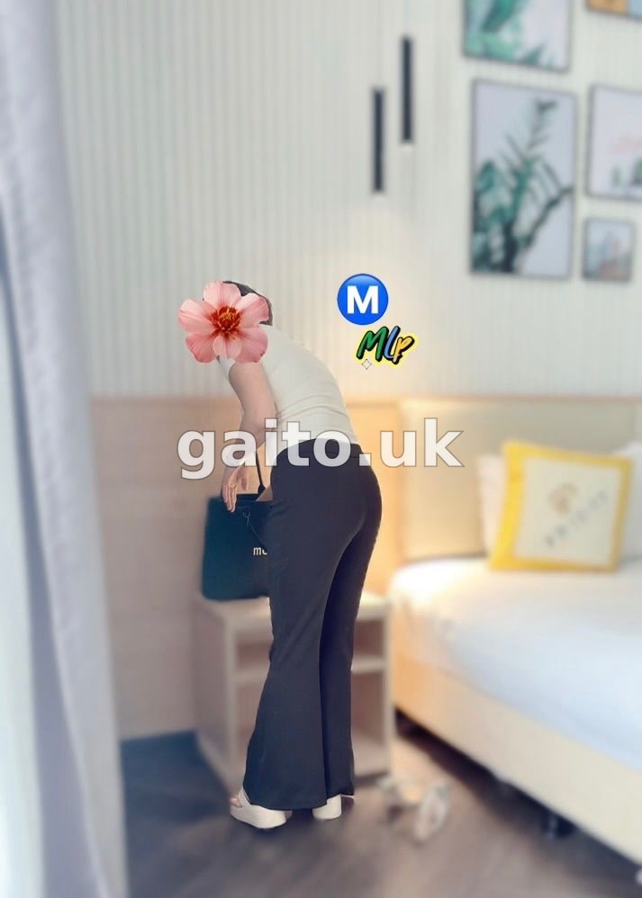 Ⓜ️ Chị [ CA SĨ PHÒNG TRÀ ] Dâm .Mặt Xinh—Dáng Đẹp