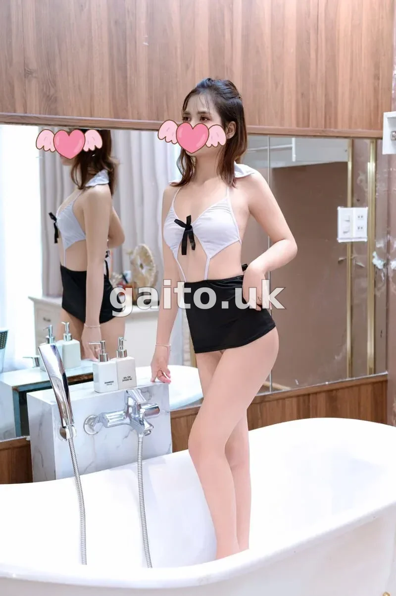BÉ PI - THẦN DÂM 2k3 MASSAGES CỰC ĐỈNH - CHIỀU KHÁCH HẾT NẤC