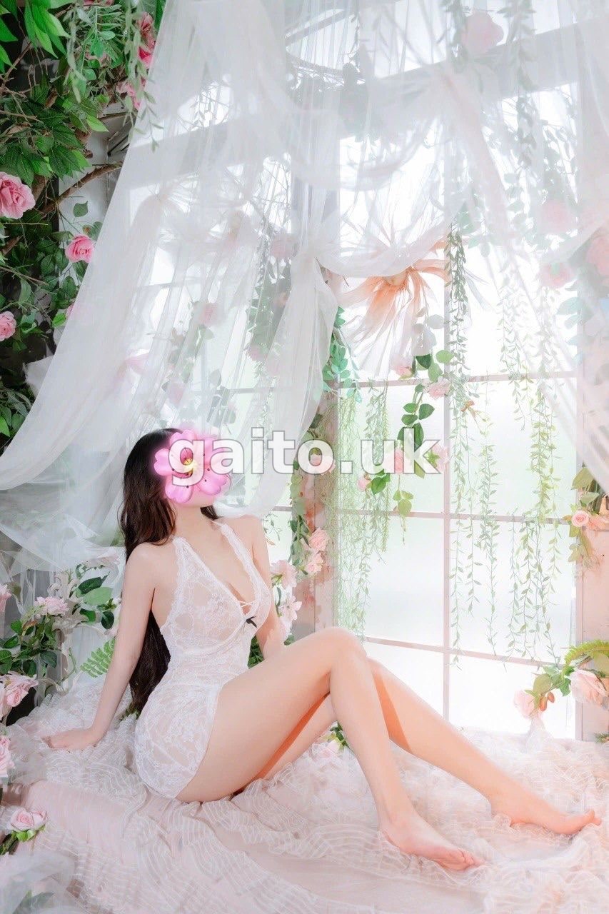 ❤️ Bảo Ngọc ❤️Vẽ Đẹp Thơ Ngây Cuốn Hút, Dáng Chuẩn, Da Dẻ Mịn Màng