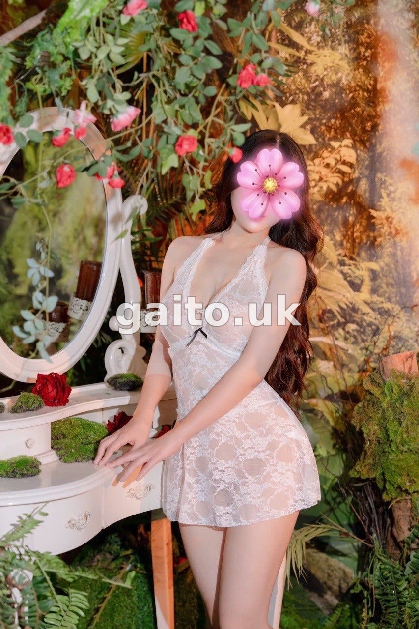 ❤️ Bảo Ngọc ❤️Vẽ Đẹp Thơ Ngây Cuốn Hút, Dáng Chuẩn, Da Dẻ Mịn Màng