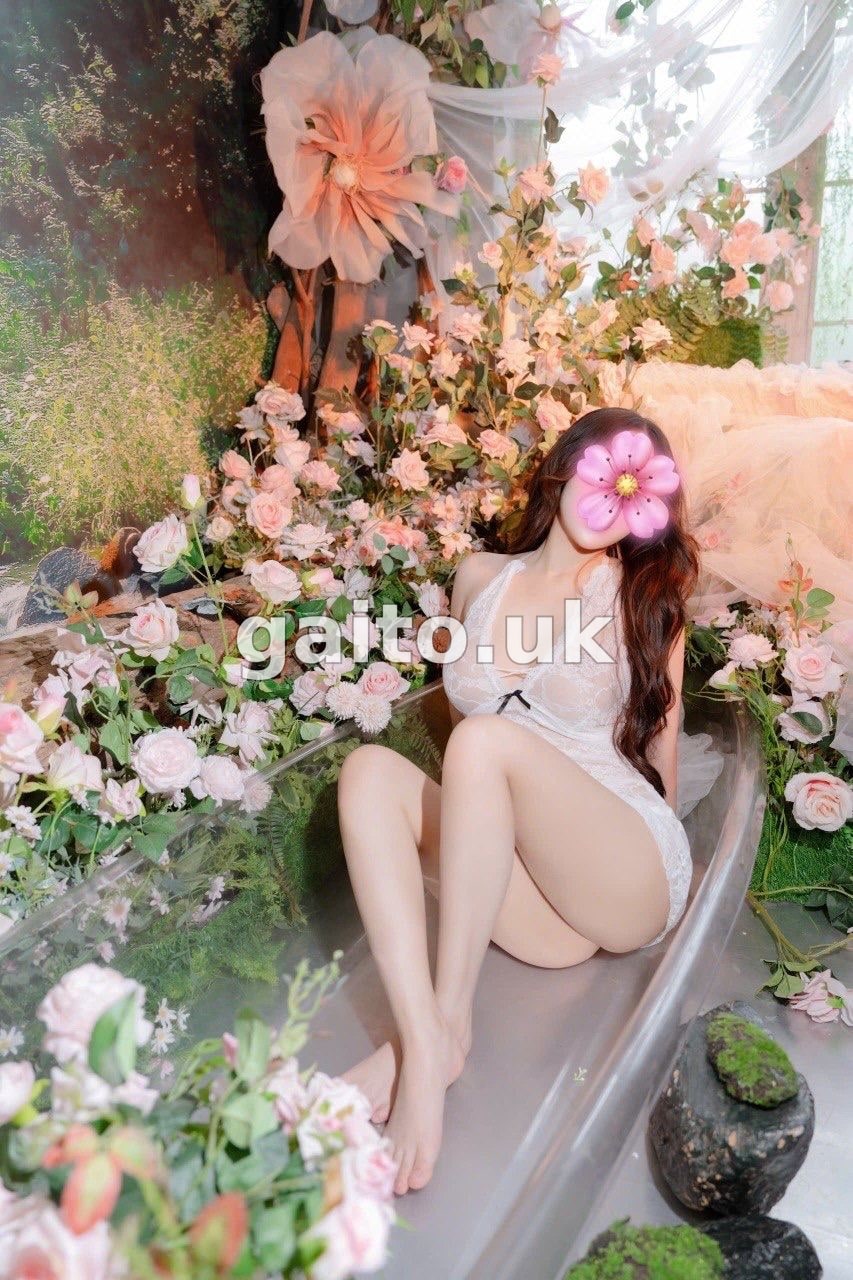 ❤️ Bảo Ngọc ❤️Vẽ Đẹp Thơ Ngây Cuốn Hút, Dáng Chuẩn, Da Dẻ Mịn Màng
