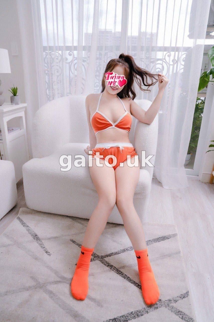 HẢI YẾN EM GÁI XINH XẮN, VÚ REAL, BÚ BÓP SƯỚNG NHƯ NGƯỜI YÊU