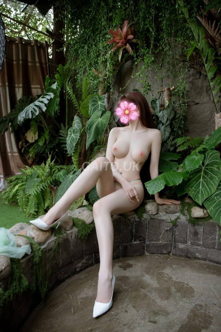 ❤️ Na Na ❤️ Sánh Vai Cùng Những HotGirl Đình Đám