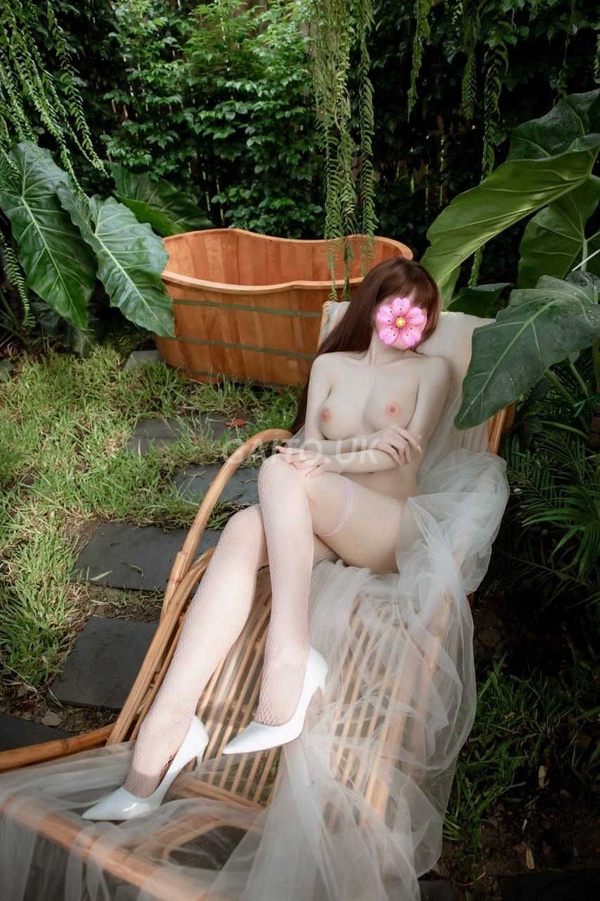 ❤️ Na Na ❤️ Sánh Vai Cùng Những HotGirl Đình Đám
