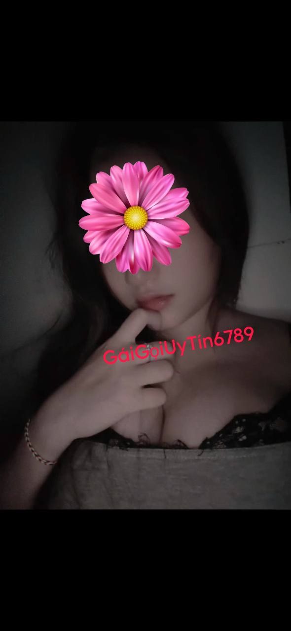 Gái Tơ 2K7❤️NGỌC MINA❤️Trẻ Xinh Trắng Body Phổng Phao Bốc Lửa Vú To Bím Non - Vui Vẻ Nhiệt Tình Lần Đầu Đi Làm