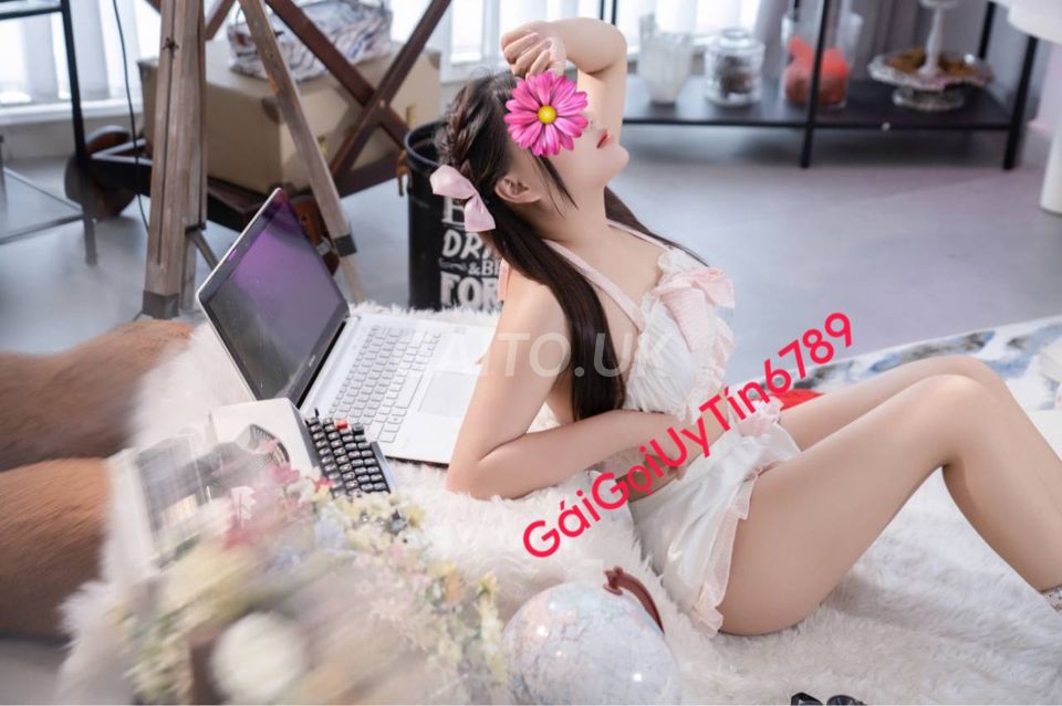 Gái Tơ❤️LINH XINH❤️2K6 Dễ Thương Bốc Lửa Vú To Bím Non Nhiệt Tình