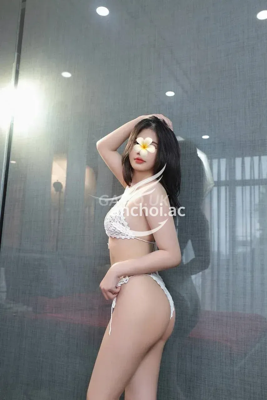 ÁNH NGỌC-GÁI ĐẸP CHUẨN 2005. HÀNG HOT GIÁ MỀM.