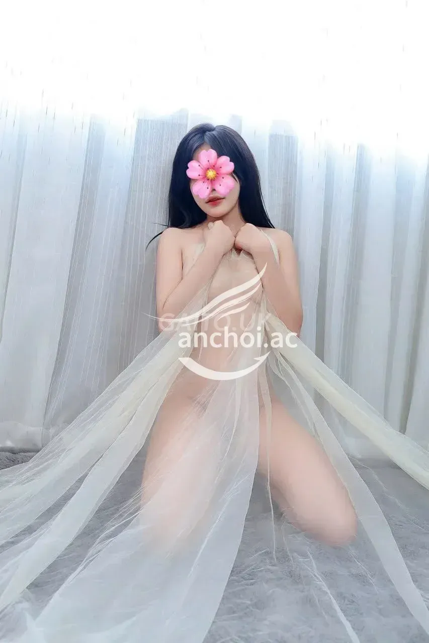 ❤️BÉ VY❤️ - HỒN NHIÊN MỚI ĐI LÀM -DỄ THƯƠNG - XINH