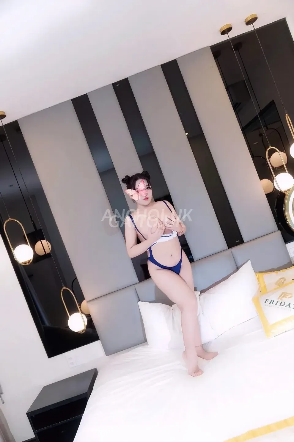 GÁI NON MIỀN TÂY TRANG BỐNG 2k7 DÁNG CHUPPI_ VÚ SIÊU KHỦNG , MÔNG TO , BÓP RẤT P