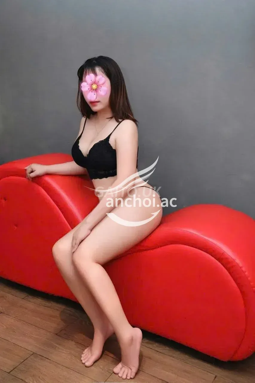 TIỂU THƯƠNG_ XINH DÂM LÀM TÌNH CHUYÊN NGHIỆP