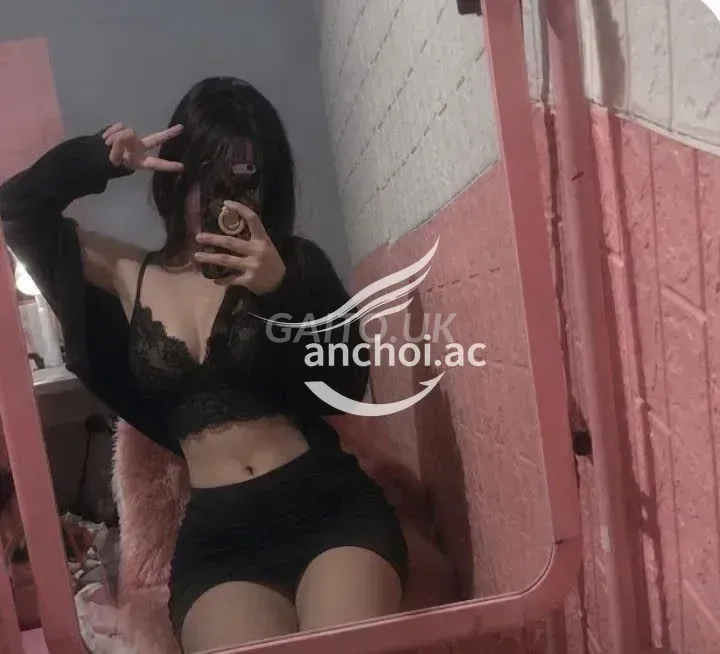 New Hot✅ Ni ni gái xinh non tơ_ sạch sẽ thơm tho 