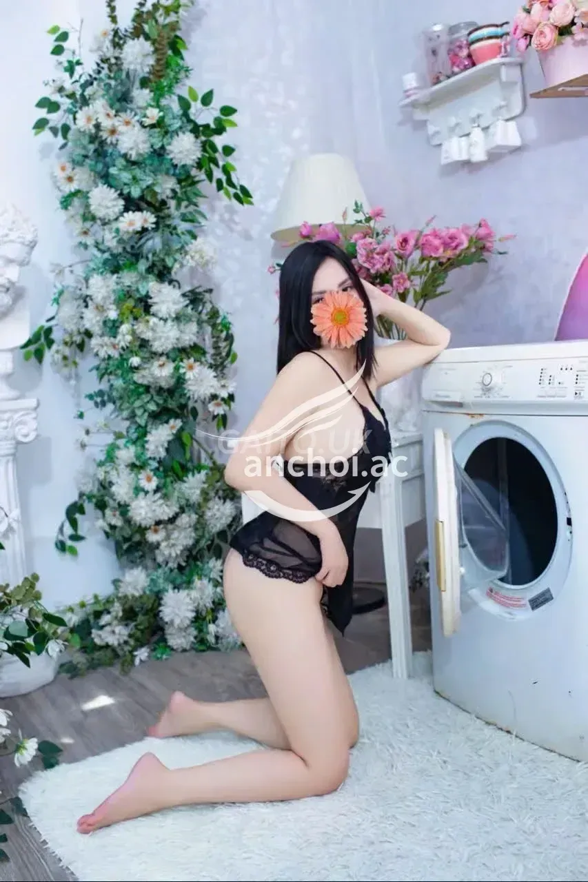  *HÀNG MỚI*TINA VÚ TO - DA TRẮNG XINH DÂM - TÌNH CẢM - NGỌT NGÀO - LÀM TÌNH PHÊ 
