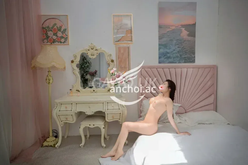 HOTGIRL - BÉ MII GÁI HÀ THÀNH - SIEU CUTE , HẤP DẪN ĐẾN TỪ NHỮNG ĐƯỜNG CONG CƠ T