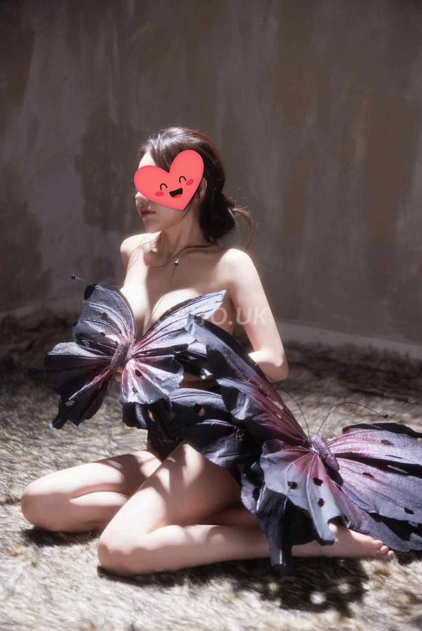 VÂN NHI 🔥 XINH DÂM ĐÁNG YÊU_ VÚ ĐẸP_MÔNG CONG 🔥