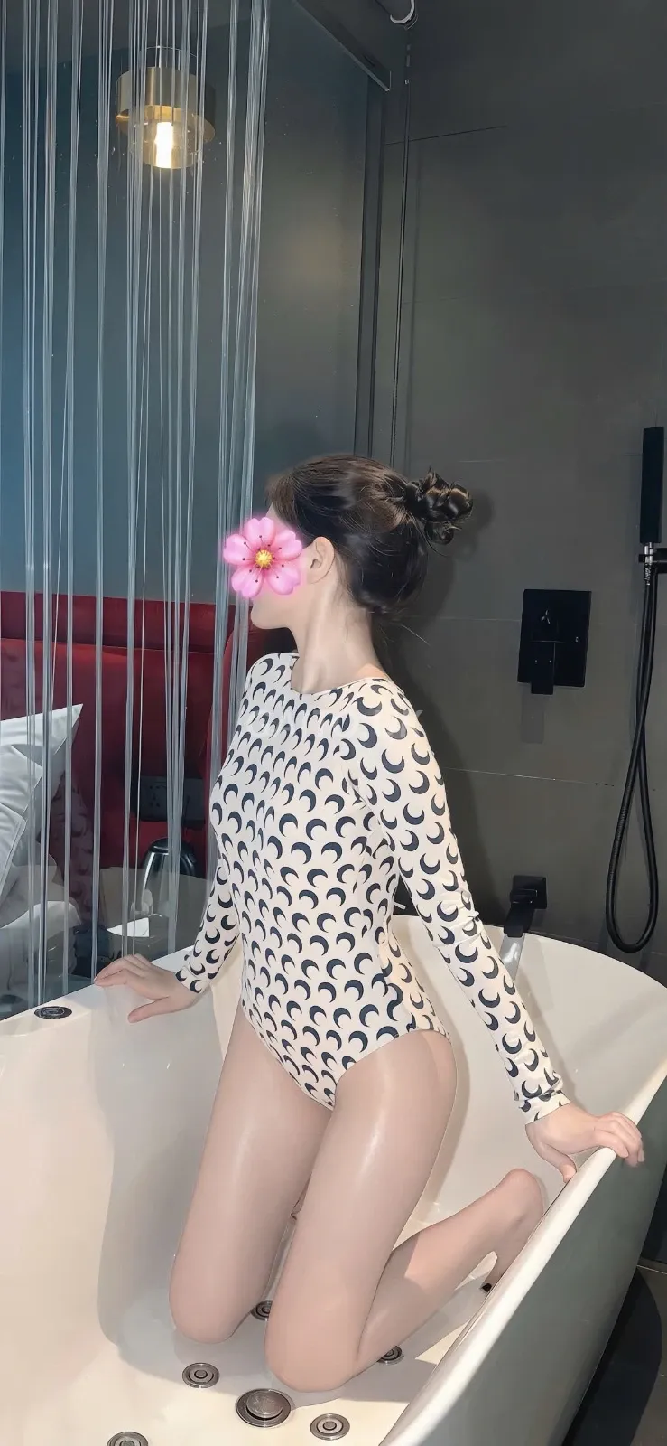 Bé Nhi 2k Miền trung Ngực đẹp