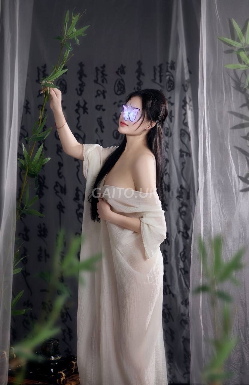 ÁNH VY❤️Dâm Nữ Body Sexy❤️Em Hàng Siêu Dâm❤️Chiều Khách Tới Bến