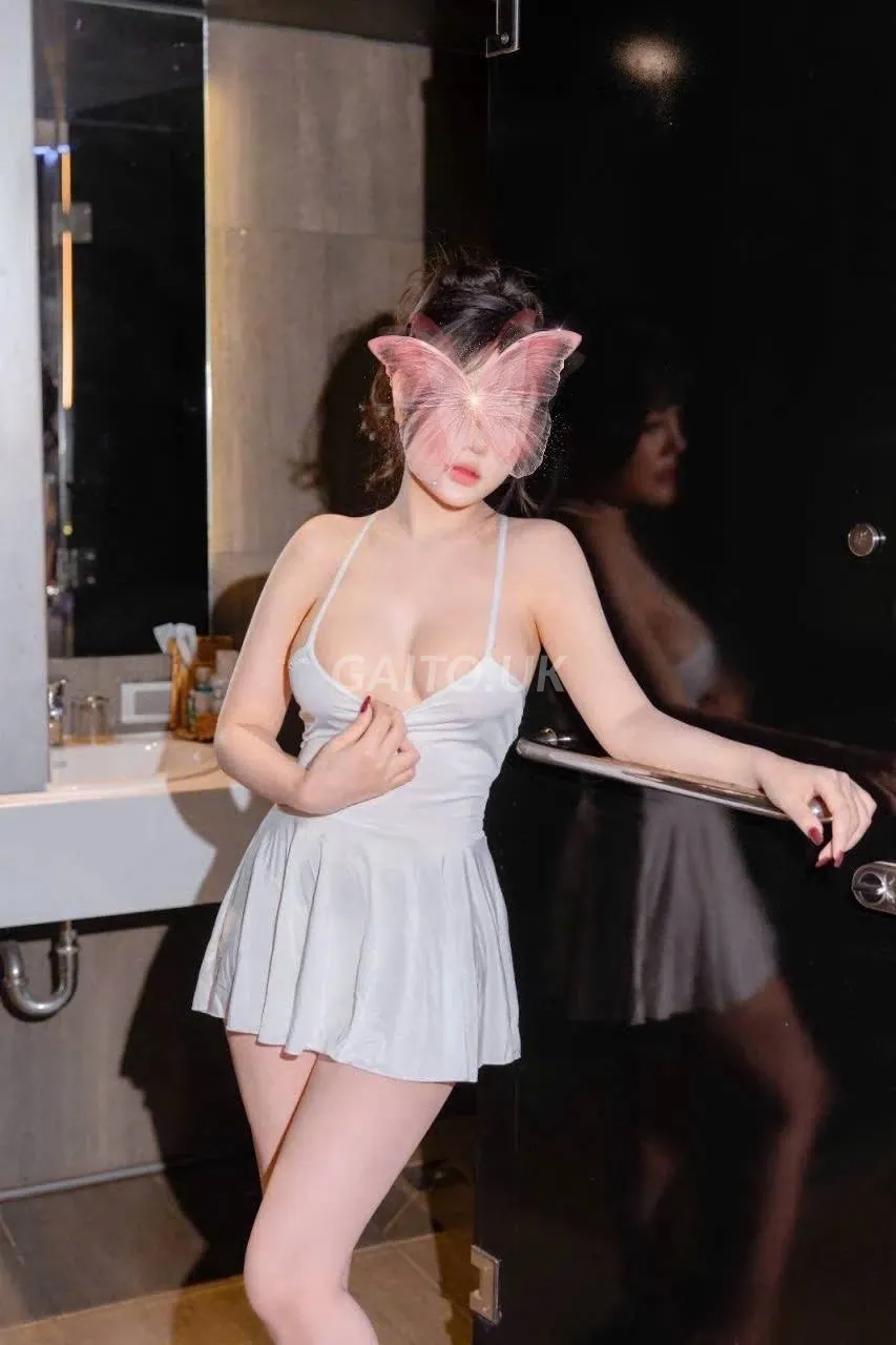 NEW BÉ DIỆU - XINH XẮN ĐÁNG YÊU SEXY NÓNG BỎNG YÊU CHIỀU