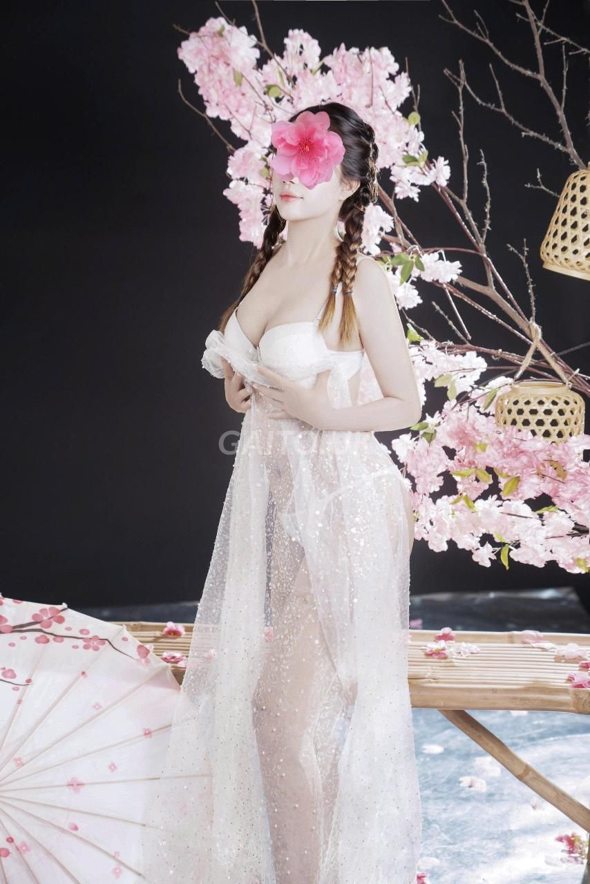 ✨ Kim Như ✨ Da Trắng Bím Đẹp, Body chuẩn gái quê