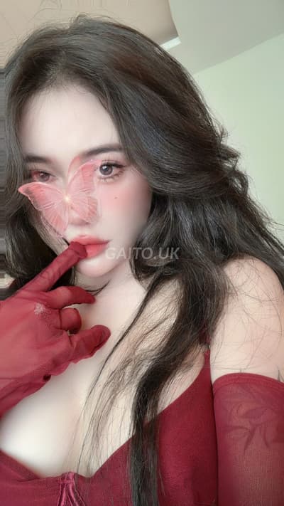 Tiểu Phụng - Ảnh mộc chân thực - Vẻ đẹp cuốn hút