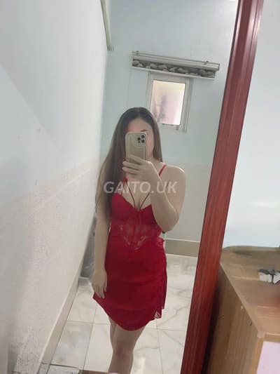 QUỲNH MY - XINH GÁI, DỄ THƯƠNG DỊU DÀNG, VUI VẺ LÀM TÌNH MAX PHÊ