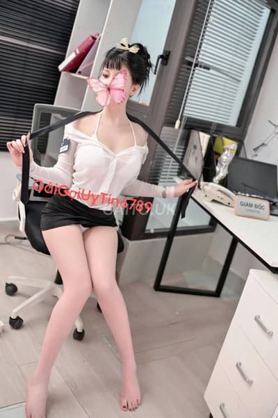 Hotgirl❤️QUỲNH CHÂU 2K4❤️Xinh Trắng Mình Dây Cao Ráo Vú Đẹp-Làm Tình Cuồng Nhiệt