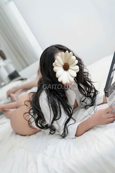 HẠ ANH - EM GÁI MẶT XINH VÚ TO DÂM VÔ ĐỐI