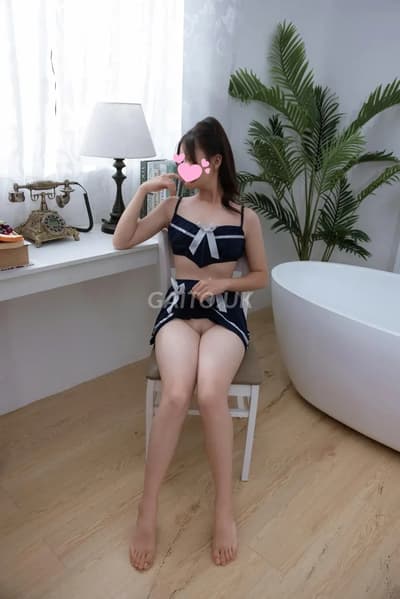 GÁI NON💋KHÁNH LINH GÁI MỚI ĐI LÀM HÀNG CỰC NON TƯƠI 