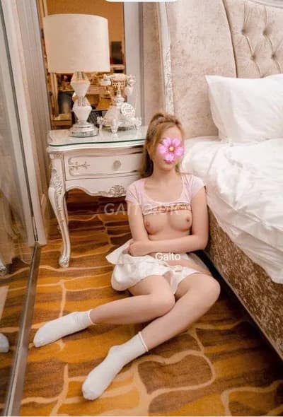Triệu Vy Ngoan Hiền❤️Phục Vụ Chu Đáo❤️Dáng Xinh Mặt Đẹp❤️Thân Hình Đẹp Mê Mẫn