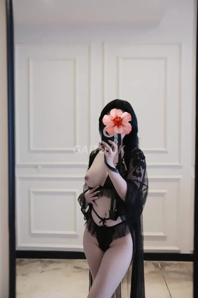 HOT GIRL MINH CHÂU_ ĐẸP TỰA THIÊN THÂN_BODY GỢI CẢM SEXY THẬT KO THỂ CẦM LÒNG