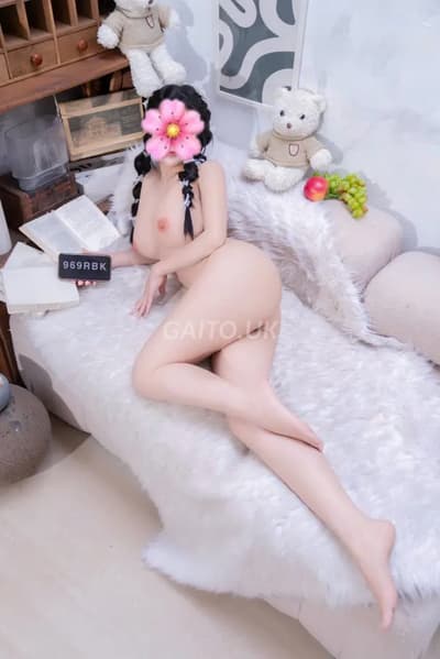 Ngọc Anh-Dáng nuột nà, chiều anh em như người yêu