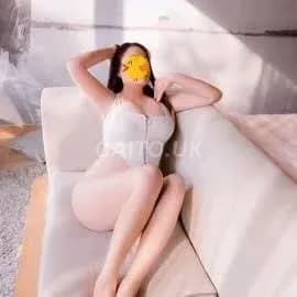  Ngọc châu vú to siêu dâm