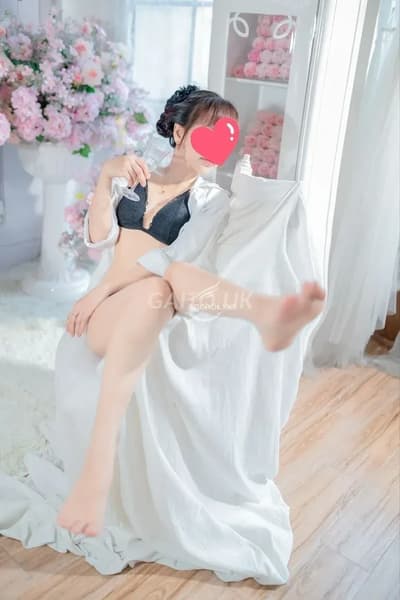 Băng nhi gái miền tây nhỏ nhắn nhiệt tình