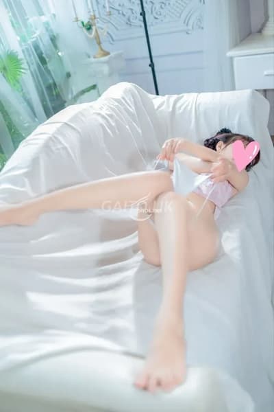 Băng nhi gái miền tây nhỏ nhắn nhiệt tình