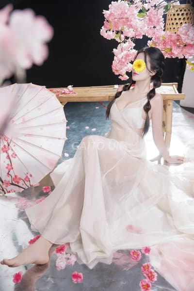 BÉ LUCKY DÁNG CHUẨN MỚI ĐI LÀM LẦN ĐẦU