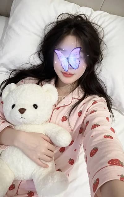❣️Hân Hân❣️Gái non 2k6 vú bím hồng, mặt xinh duyên dáng