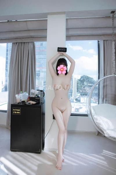 MIA LÊ - BABY XINH XẮN CHIỀU KHÁCH NHƯ BẠN TRAI THẬT LUÔN