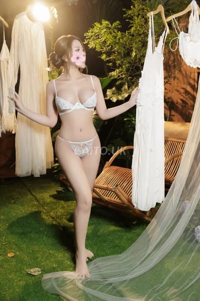 [HOT MODEL] NHẬT HẠ - CƠ THỂ EM LÀ CẤU TẠO HOÀN HẢO CỦA TẠO HÓA