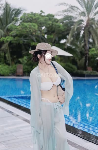HÀ MY CHÂN DÀI 1m68 _ chuẩn mẫu mặt xinh _ thái độ ngoan yêu hàng họ nét căng_ c
