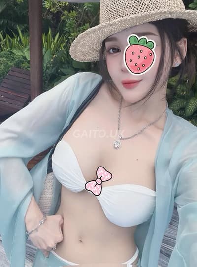 HÀ MY CHÂN DÀI 1m68 _ chuẩn mẫu mặt xinh _ thái độ ngoan yêu hàng họ nét căng_ c