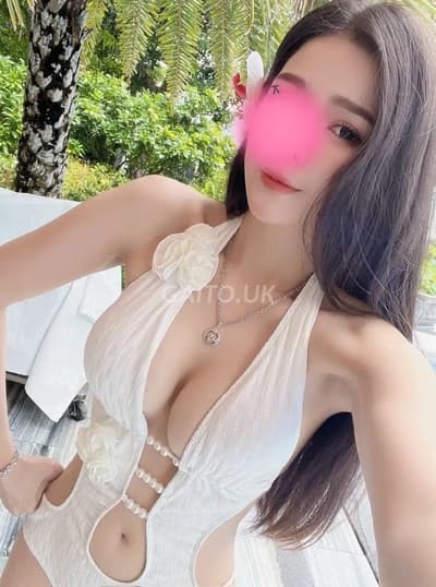 HÀ MY CHÂN DÀI 1m68 _ chuẩn mẫu mặt xinh _ thái độ ngoan yêu hàng họ nét căng_ c