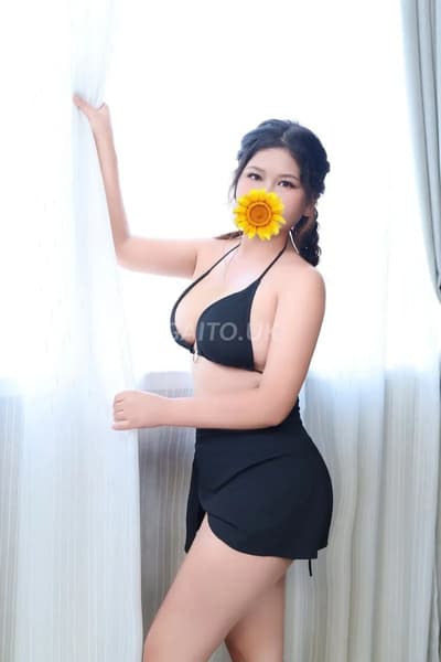 NGỌC TRANG FULL DỊCH VỤ - Vú mông siêu bự, hàu to ngọt nước, chiều khách chuẩn t