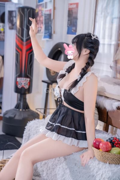 BÉ LINH NHI 2k5 168cm XINH XẮN, NGỰC ĐẸP, DÁNG CHUẨN DỊU DÀNG 